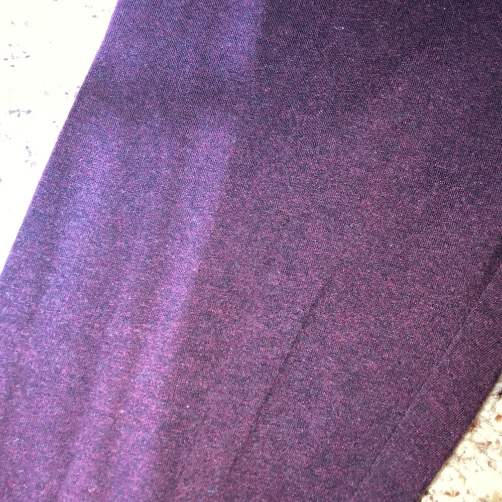 Maroon Garage Leggings - Picture 2 of 4